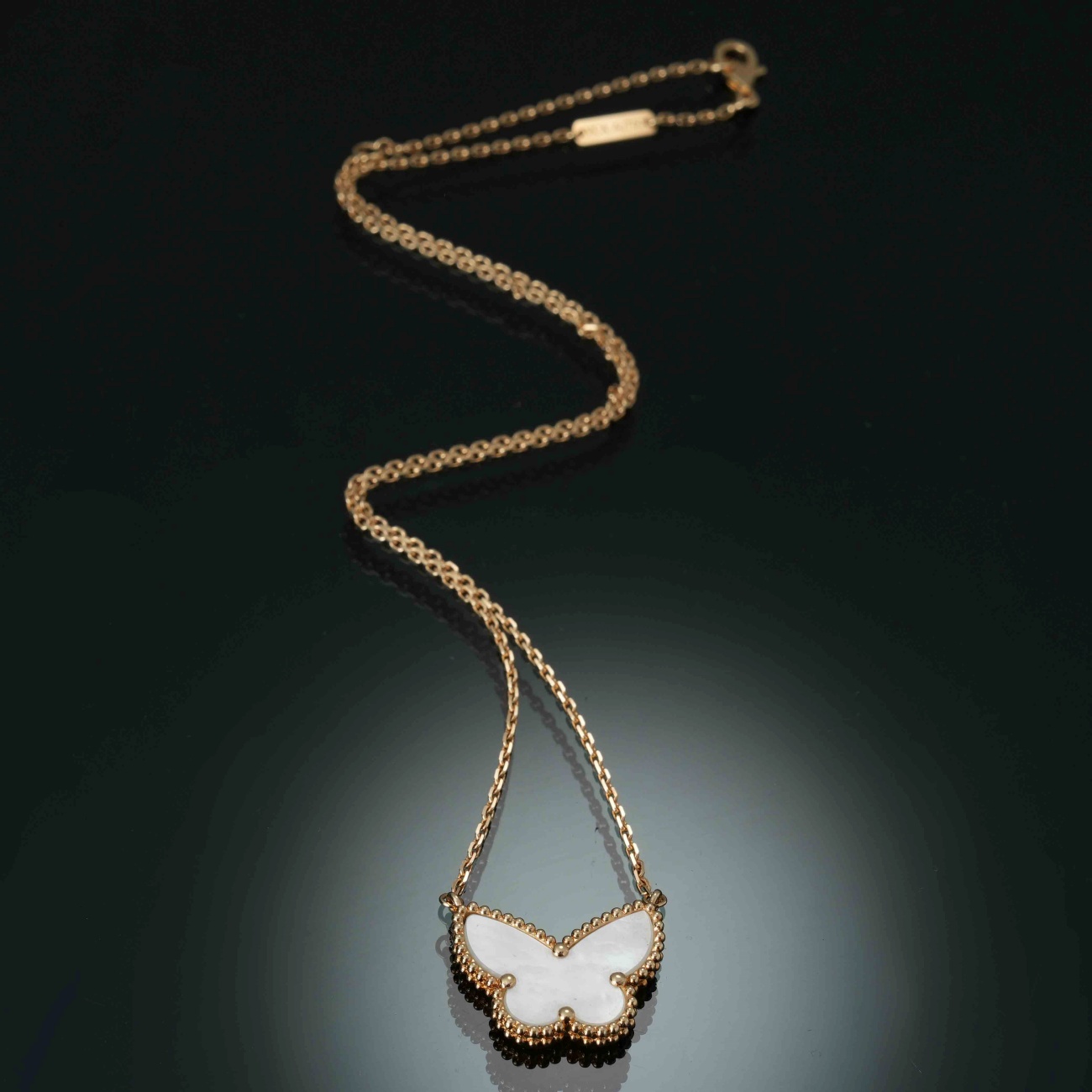 Van Cleef & Arpels(USED)반클리프앤아펠 럭키 알함브라 버터플라이 펜던트